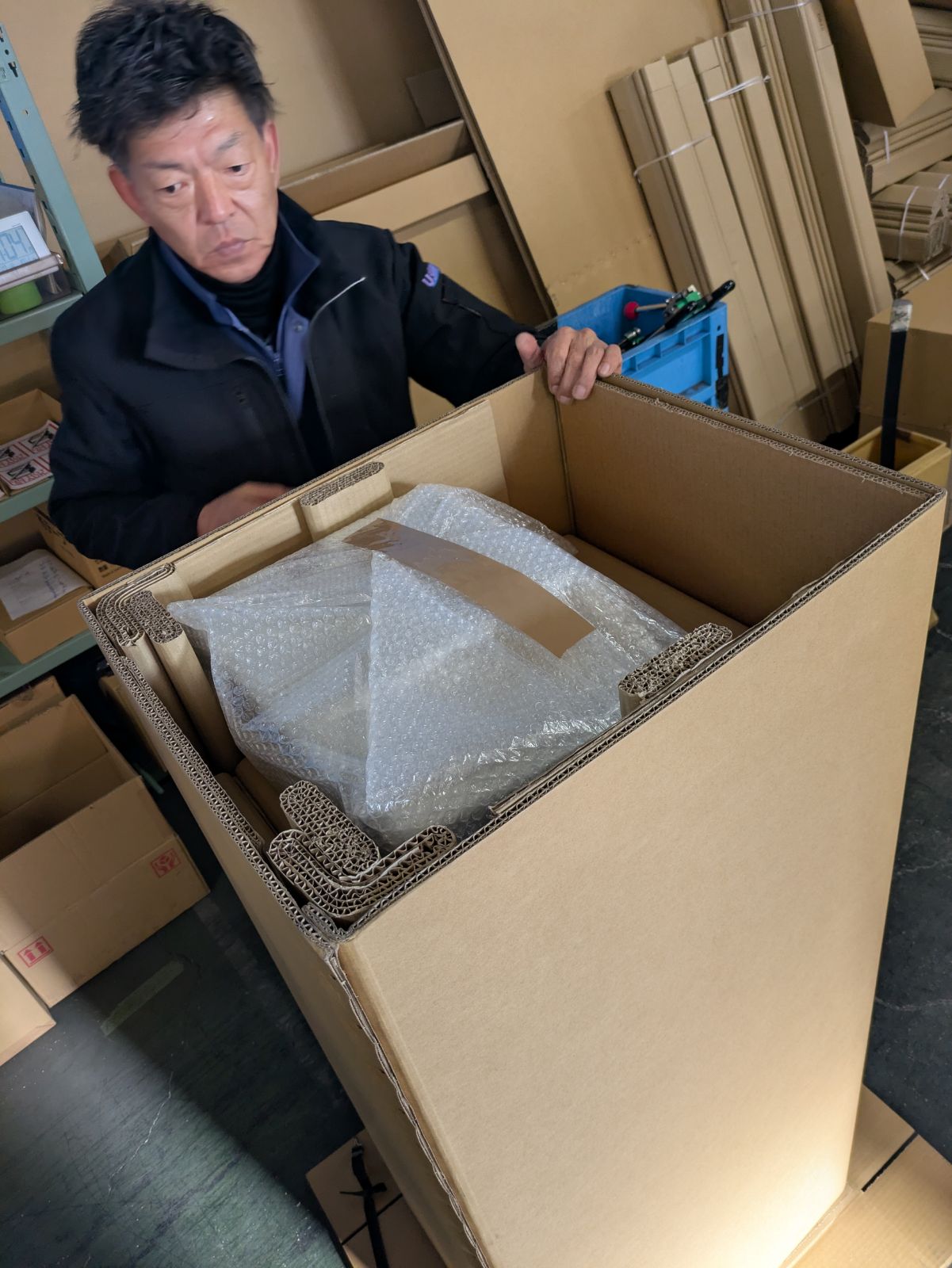 どんな形状のものでも四角く納めます